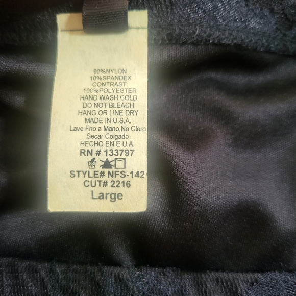 Nella Fantasia Black Lace Skirt Size Large - Picture 4 of 5